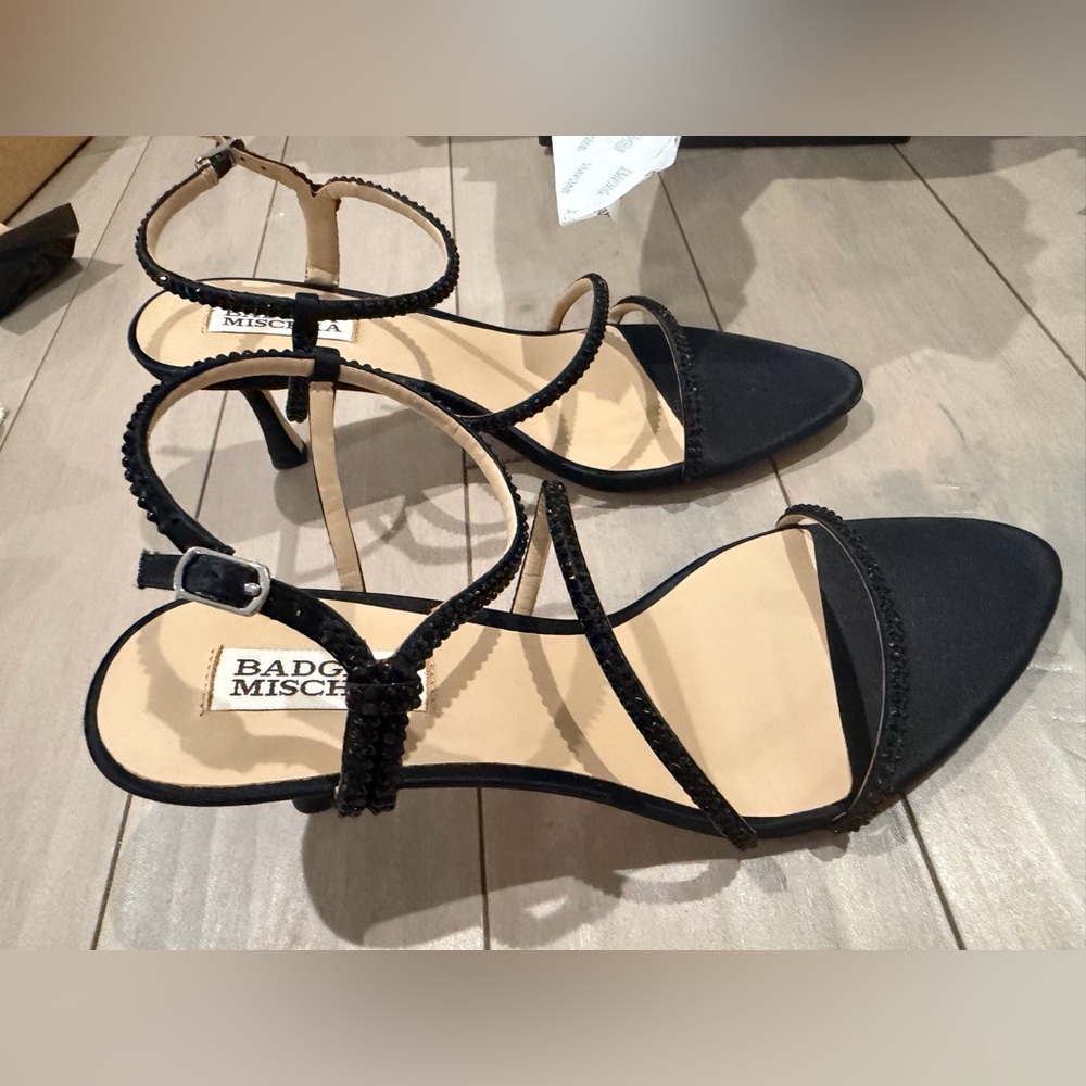 NWT: Badgley Mischka Julianna Black Satin Strappy Heels new in box with dust bag - Picture 11 of 14